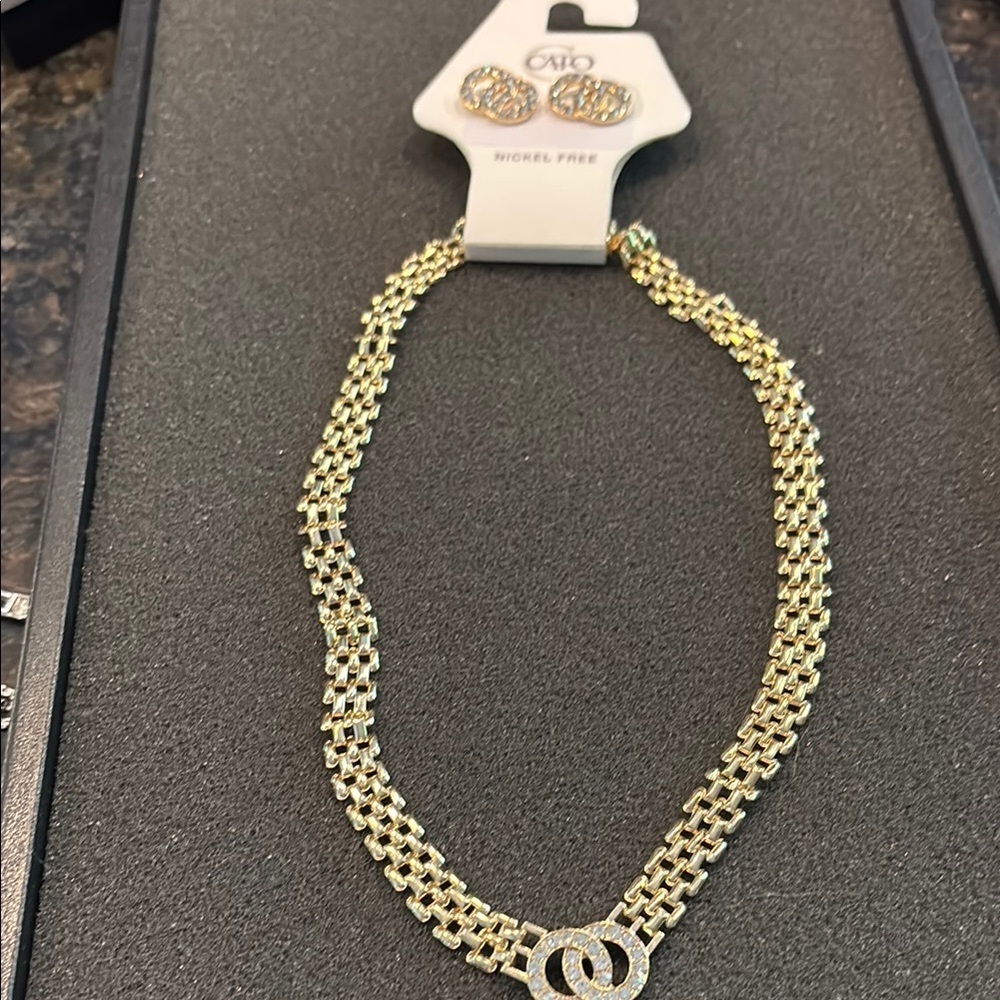 Cato Gold Multi-Row Necklace with Intricate Design Earring Set